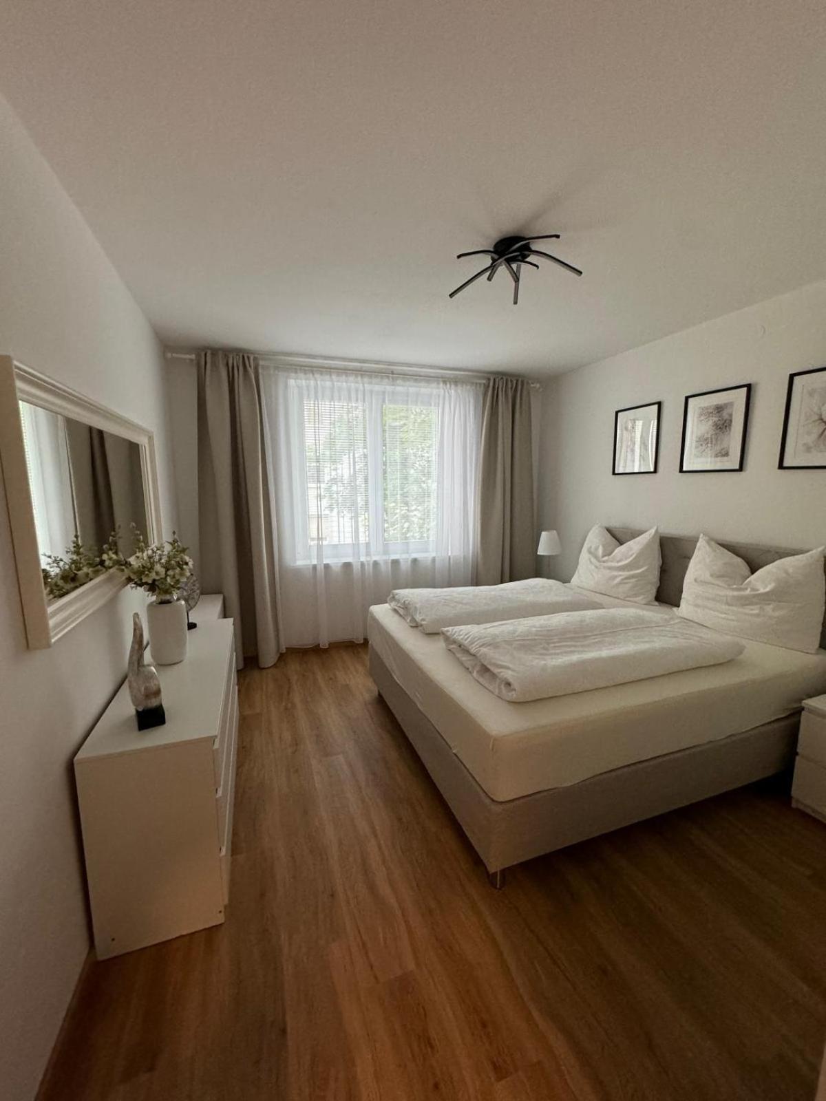 Sunny And Elegant Apartament In Central Location Грац Екстер'єр фото