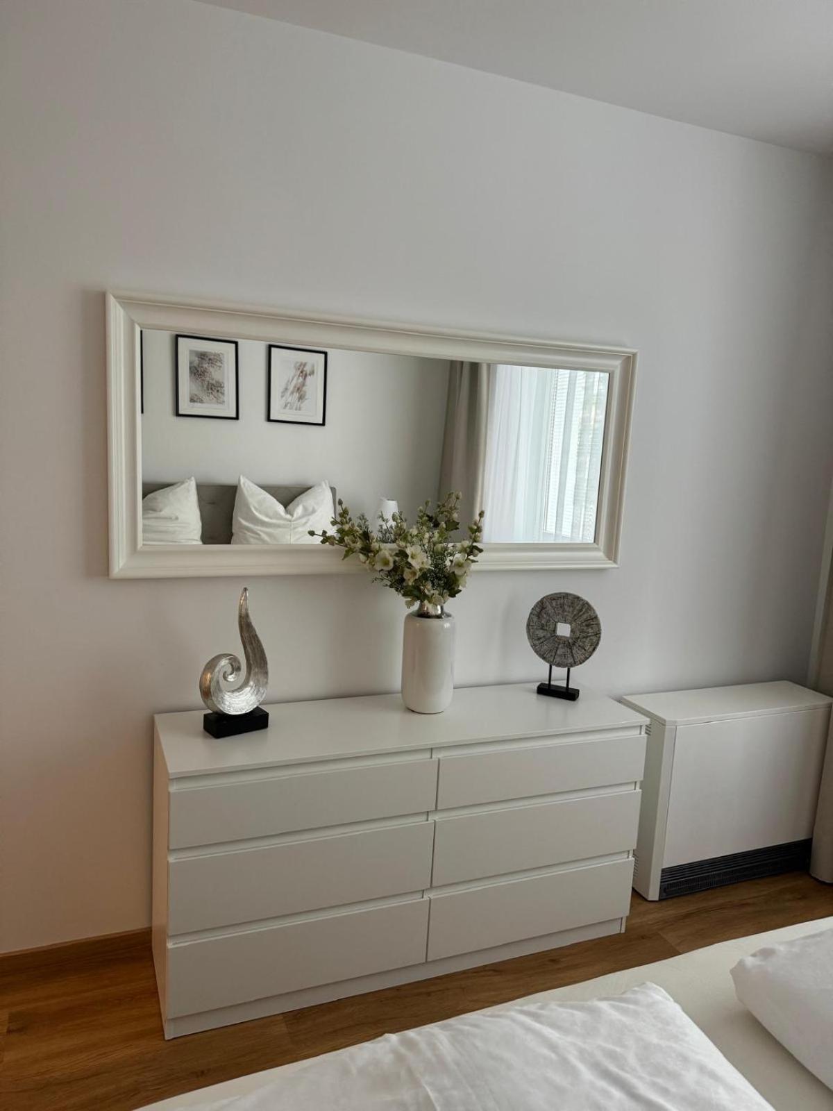 Sunny And Elegant Apartament In Central Location Грац Екстер'єр фото