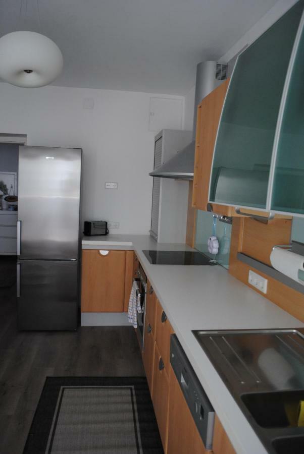 Sunny And Elegant Apartament In Central Location Грац Екстер'єр фото
